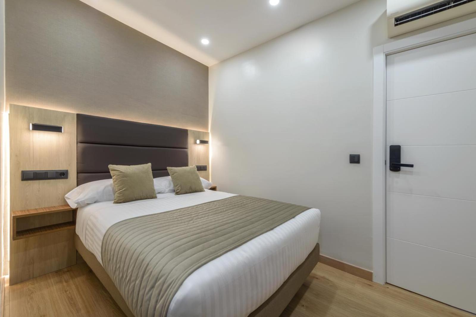 Hostal Sun Gate Madrid Exterior foto