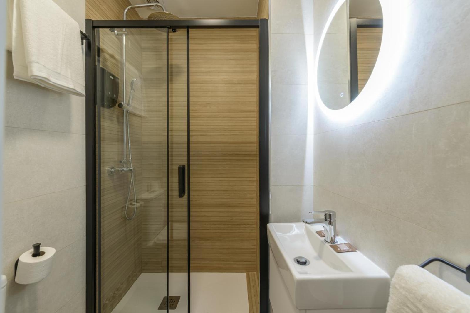 Hostal Sun Gate Madrid Exterior foto