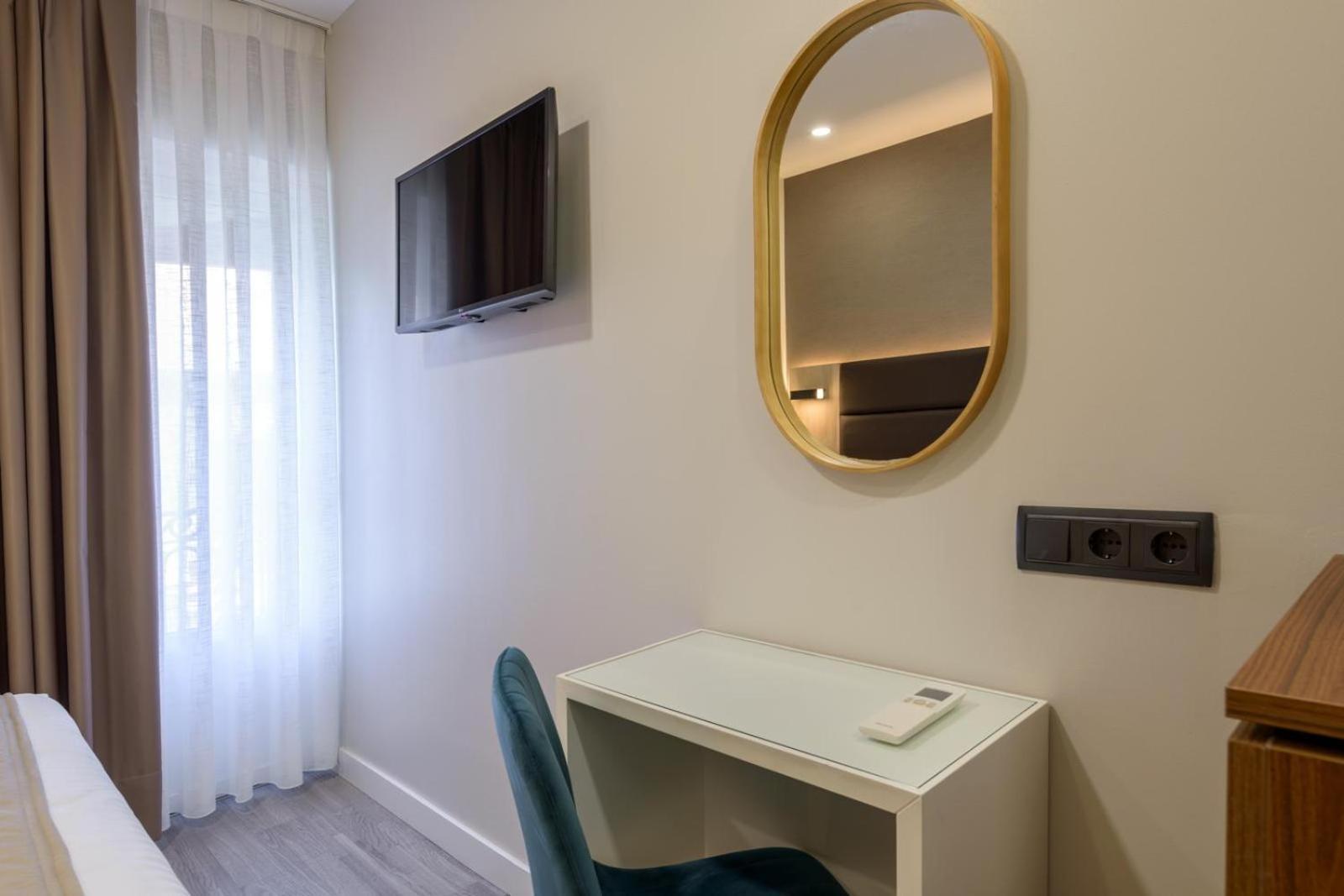 Hostal Sun Gate Madrid Exterior foto